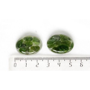  Хромдиопсид, кабошон-мозаика овал 25х18мм
