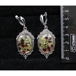 Серьги из хризолита и граната (кабошон-мозаика), овал 25х18мм, оправа "медальон", швензы посеребрение