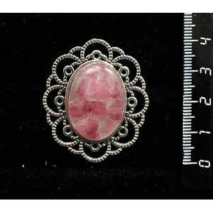 Брошь из турмалина розового (кабошон-мозаика), овал 25х18мм, "ромашка"