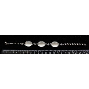 Браслет из кошачьего глаза (синт.) белого, овал, 18х13мм, на цепочке