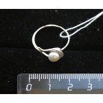C925 Кольцо с жемчугом, 1,56 г, родирование р-р 17