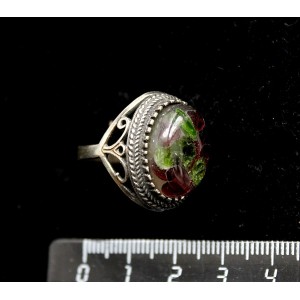 Кольцо из хромдиопсида и граната (кабошон-мозаика), овал 18х13мм