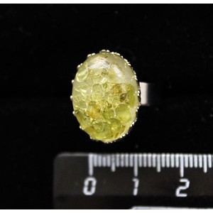 Кольцо с хризолитом (кабошон-мозаика), овал 18х13мм, безразмерное