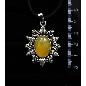Кулон из агата желтого (тонировка), овал, 18х13мм, оправа "папоротник"