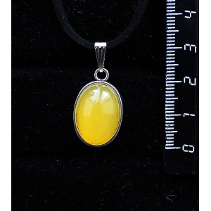 Кулон из агата желтого (тонировка), простой овал 18х13мм