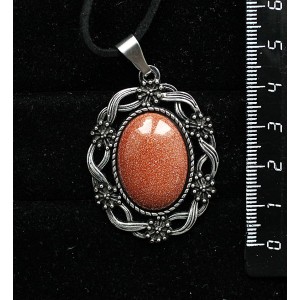 Кулон из авантюрина красного (синт.), овал 25х18мм, оправа "торжество"
