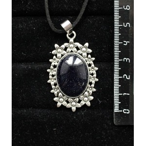 Кулон из авантюрина синего (синт.), овал 25х18мм, оправа "клумба"