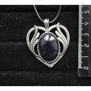 Кулон из авантюрина синего (синт.), овал 25х18мм, оправа "сердце с крыльями"