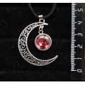 Кулон из граната (кабошон-мозаика), "луна", круг 12мм