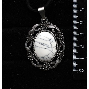 Кулон из каулита, овал 25х18мм, оправа "торжество"