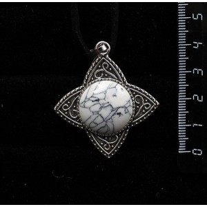 Кулон из каулита "роза ветров", круг 20мм