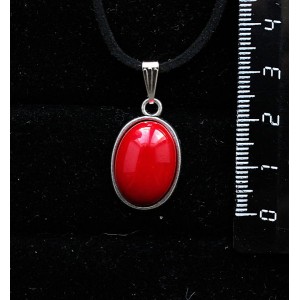 Кулон из коралла красного (иск.), простой овал 18х13мм