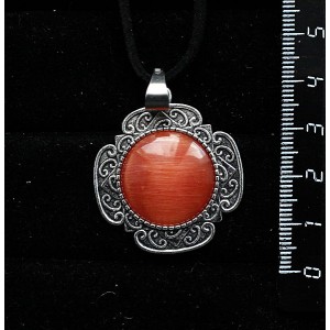 Кулон из кошачьего глаза (синт.) темно-оранжевого, круг 20мм, оправа "4 лепестка"