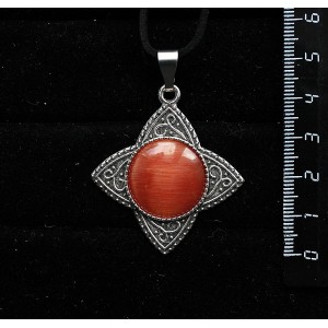 Кулон из кошачьего глаза (синт.) темно-оранжевого "роза ветров", круг 20мм
