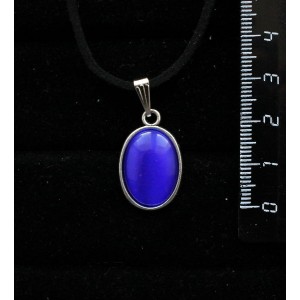 Кулон из кошачьего глаза (синт.) синего индиго, простой овал 18х13мм