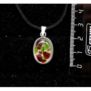 Кулон из хромдиопсида и граната (кабошон-мозаика), простой овал 18х13мм