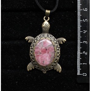 Кулон из турмалина розового (кабошон-мозаика), овал 25х18мм, "черепаха" оправа цвет бронза