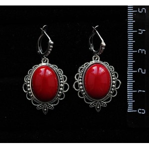 Cерьги из коралла красного (иск.), овал 18х13мм, оправа "трилистник", швензы посеребрение