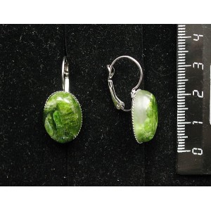 Серьги из хромдиопсида (кабошон-мозаика), овал 18х13мм, замок петелька