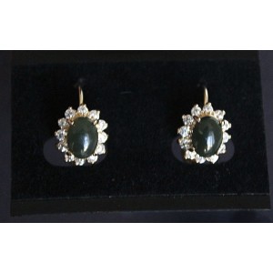 Серьги из нефрита "малый овал в цирконах", замок петелька
