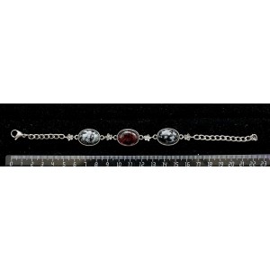 Браслет из граната (кабошон-мозаика) и обсидиана снежного, овал, 18х13мм, на цепочке