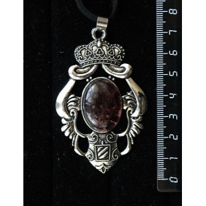 Кулон из граната (кабошон-мозаика), овал 25х18мм, оправа "императрица"