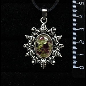 Кулон из хризолита и граната (кабошон-мозаика), овал 18х13мм, оправа "папоротник"