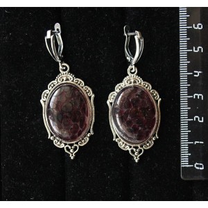 Серьги из граната (кабошон-мозаика), овал 25х18мм, оправа "медальон", швензы посеребрение