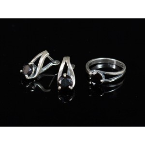 Комплект: кольцо и серьги из циркона, цвет черный, круг с огранкой, мельхиор, р-р 18