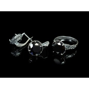 Комплект: кольцо и серьги из циркона, малый круг с огранкой, цвет черный, мельхиор