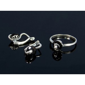 Комплект: кольцо и серьги из циркона, малый круг с огранкой, цвет черный, мельхиор