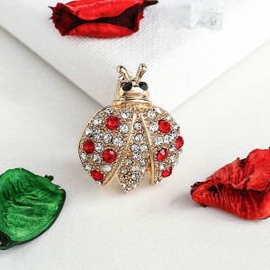 Брошь "Божья коровка", цвет красно-белый, цвет золотистый