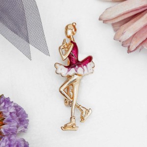 Брошь "Фигуристка", цвет фиолетовый, цвет золотистый