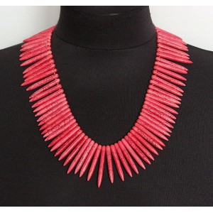 Колье из камня каулит тонированного (имитация кахолонга) иголочки 20-50мм, цвет розовый, 53см