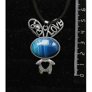 Кулон из агата синего (тонировка) "зайчик", овал 25х18мм