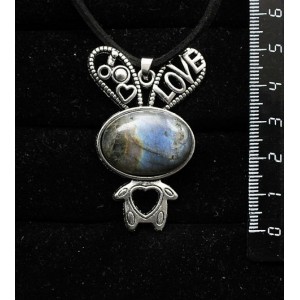 Кулон из лабрадорита "зайчик", овал 25х18мм