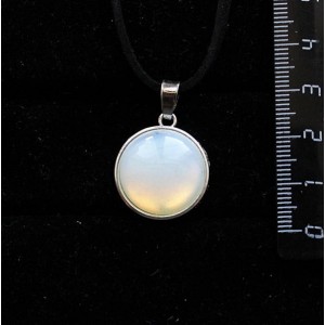 Кулон из опала (синт.), круг 18мм