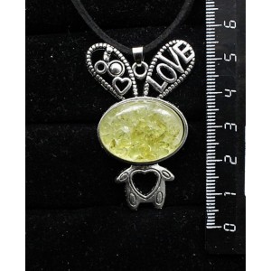 Кулон из хризолита (кабошон-мозаика), "зайчик", овал 25х18мм