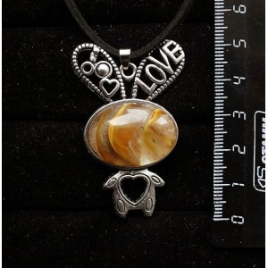 Кулон из халцедона полосатого желтого "зайчик", овал 25х18мм