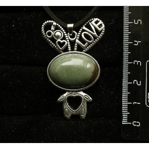 Кулон из яшмы зеленой "зайчик", овал 25х18мм