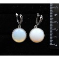 Серьги из опала (синт.), круг 18мм, швензы посеребрение