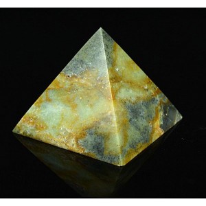 Пирамида из офиокальцита 60х60мм