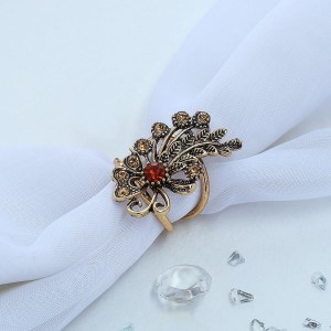 Кольцо для платка "Ветвь", цвет коричневый в черненом золоте