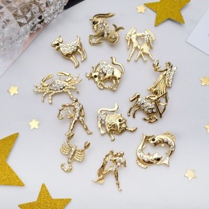 Брошь "Знаки зодиака" ОДНА, цвет белый, цвет золотистый (стразы)