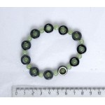 Браслет из оникса, шарик 6мм в круглой рамке из гематита