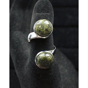 Кольцо из змеевика "2 круга", круг 12мм, безразмерное