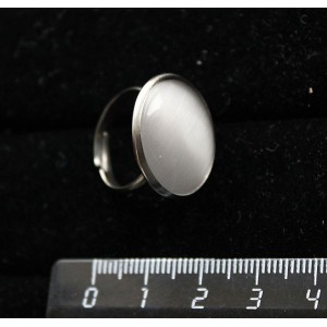 Кольцо с кошачьим глазом (синт.), цвет серый, круг 20мм, безразмерное