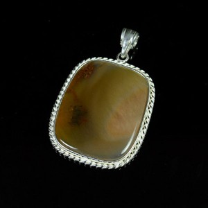 Кулон с агатом моховым в посеребрении прямоугольник 46х36 мм (косичка)