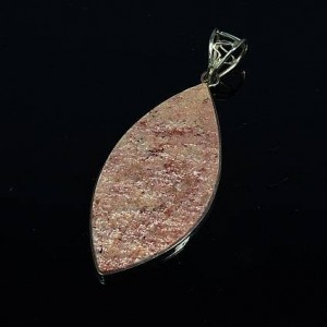 Кулон из авантюрина 62х30мм, авт.-ручная работа, юв сплав - нейзильбер