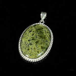 Змеевик кулон в посеребрении овал 36*50мм (косичка)